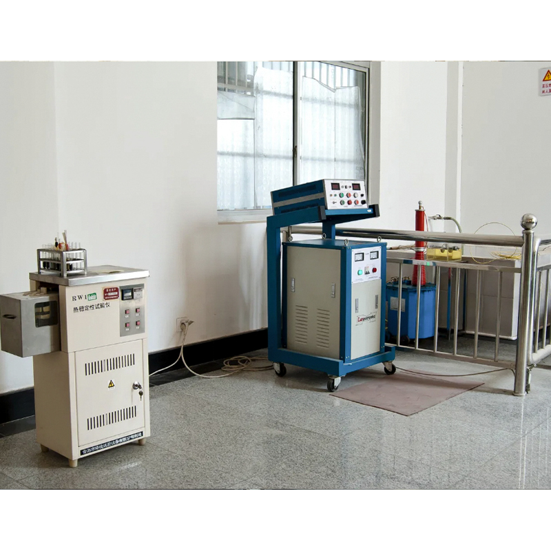 Kabel Berisolasi XLPE/PVC (kawat) Nilai Tegangan Hingga dan Termasuk 450/750V